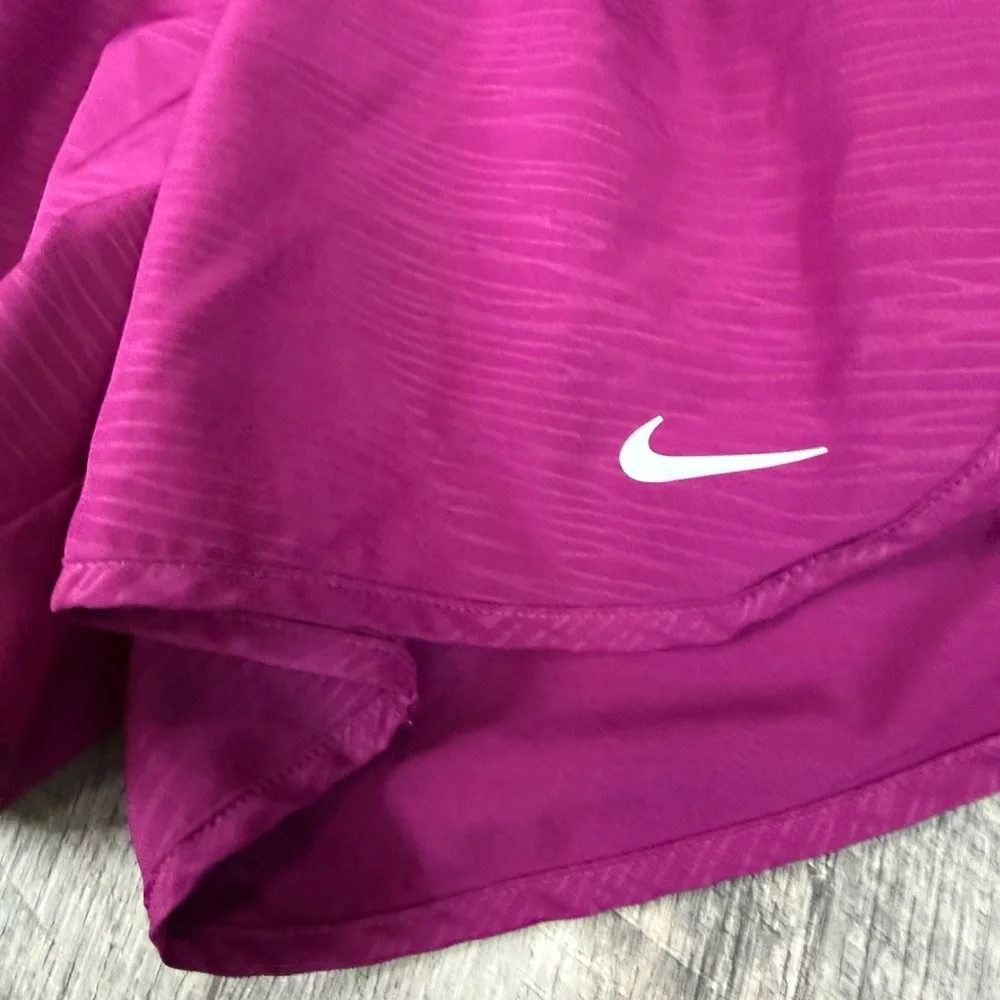 Nike‎ Magenta Shorts
